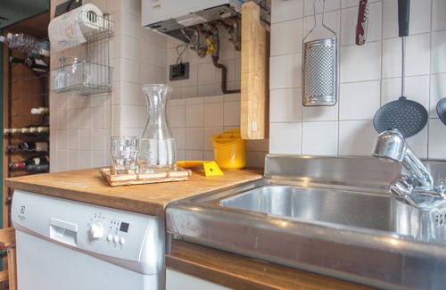 Porta Romana Apartment | Homy Altaguardia - Cosy apartment with WiFi, AC in enjoyable Milano