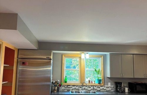 Salem Other | Honey Homestead, 6 bedrooms, sleeps 11! Working farm. Perfect place to unplug.