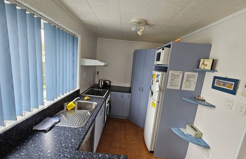 Turangi House | Honey Pot Pool Holiday Home Turangi