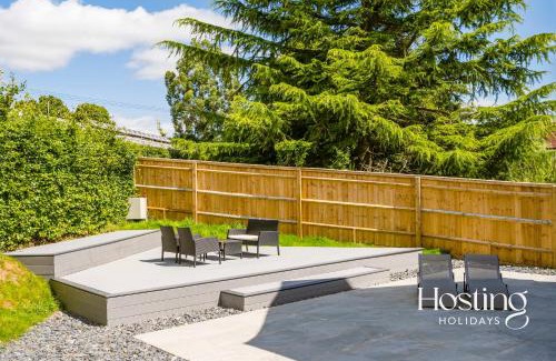 Tring House | Honeybee Barn - Stunning 4-Bed Rural Paradise