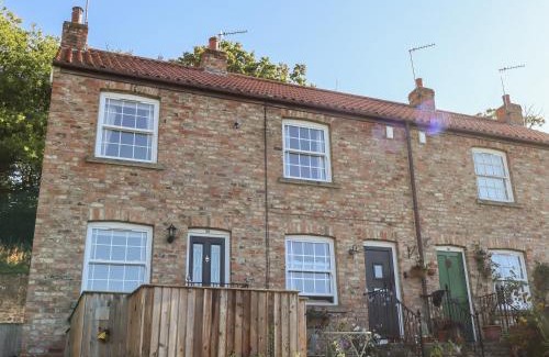 Ripon House | Honeybee Cottage