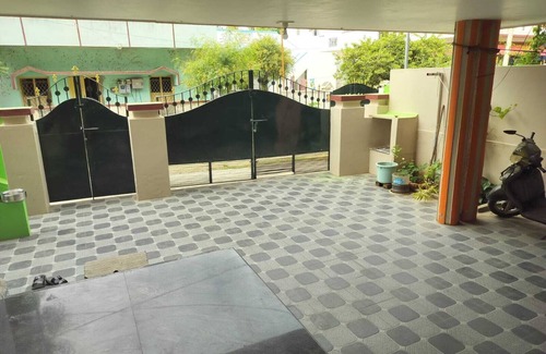 Palani House | Honeycomb Homestay Ground floor - near Palani Murugan Temple