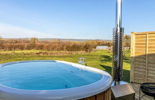 Yarley House | Honeycrisp, Apple Tree Glamping, Nr Wells