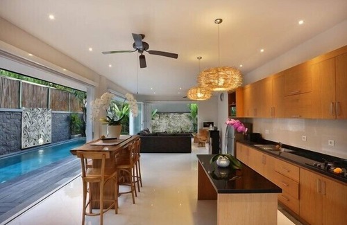 North Legian Villa | Honeymoon 1 Bedroom Pool Villa in Legian