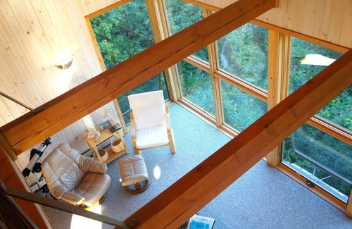 Lutsen House | Honeymoon Home on Superior Pebble Beach
