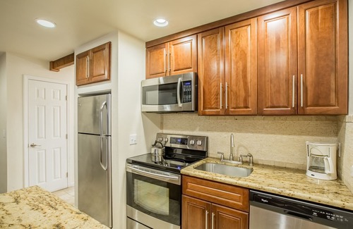 South Lake Tahoe Condo | Honeymoon Studio - Beautifully Air Conditioned Studio in Lakeland Village