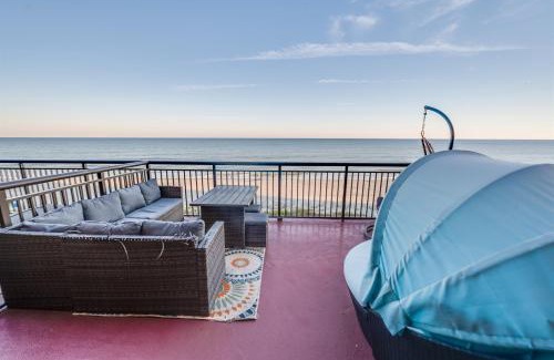 Myrtle Beach Apartment | Honeymoon Suite at Caravelle Resort, Terrace!