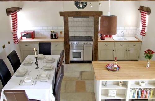 Meerbrook Cottage | HONEYSTONE, family friendly, character holiday cottage in Meerbrook