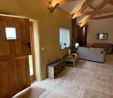 Holsworthy House | Honeysuckle Barn