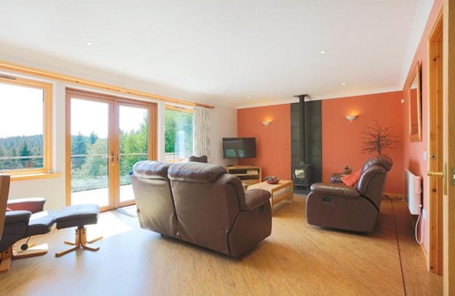 Rockcliffe House | Honeysuckle, Colvend