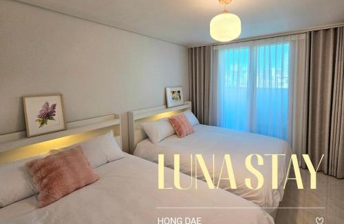 Sangsu-dong Apartment | Hongdae 5 minutes, Sangsu Station 2 minutes, Maximum 6 people, 3 queen beds, Free luggage storage