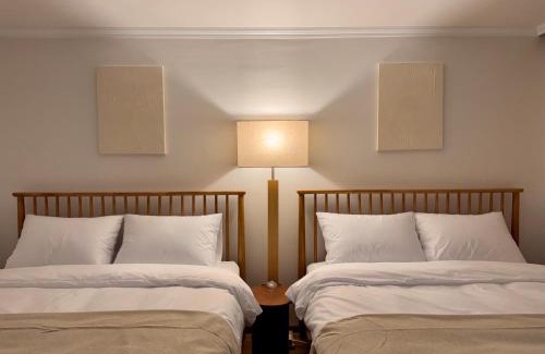 Sinchon-dong Apartment | Hongdae Sinchon Aestetic House, STAY NUA
