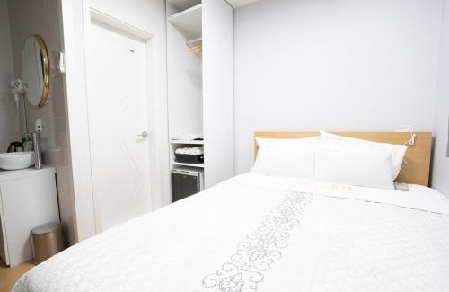 Sinchon-dong Hotel | Hongdae Sinchon Theme Motel