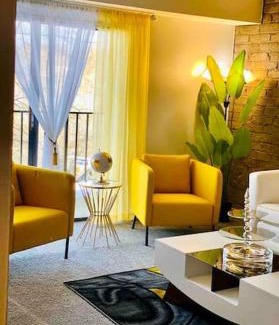 Monroeville Apartment | HONORAY-Kes