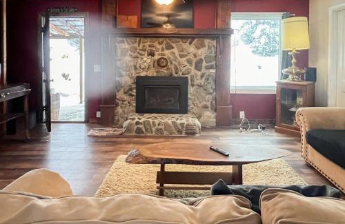 Joseph House | Honors Nook