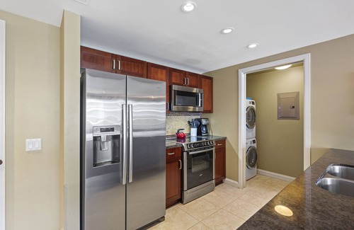 Honokowai Condo | Honua Kai Resort Konea 505 – Ocean & Sunset View 2BR at Kaanapali