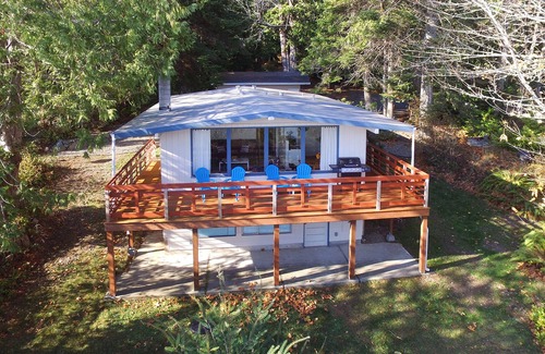 Quilcene Cabin | Hood Canal Beachfront Bungalow
