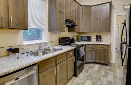 Hoodsport House | Hoodsport Vacation Rental with Private Lake Access!