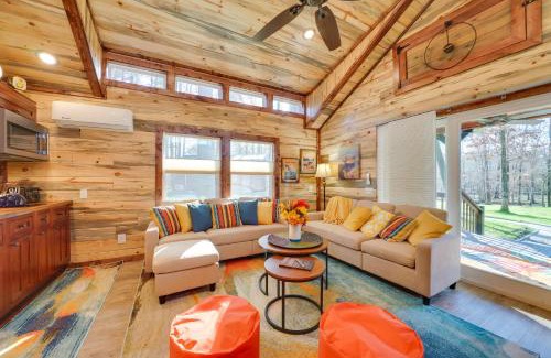 Broken Bow House | Hook, Line and Sinker Retreat with Fire Pit!