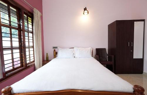 Mudigere Villa | Hoovinamane Homestay - 5BH, Full Villa, Home Food, Estate
