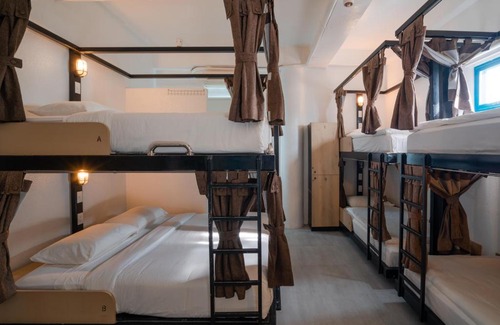 Coron Town Proper Hostel | Hop Hostel