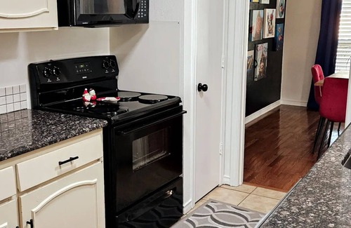 Northwest Dallas House | Hopetown Oasisnn