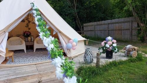 Lamberhurst Other | Hopgarden Glamping Exclusive glamp site hire -30 guests included in price