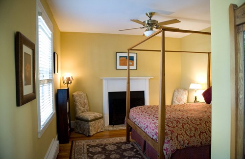 Sperryville Bed & Breakfast | Hopkins Ordinary Bed Breakfast and Ale Works