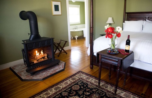 Sperryville Bed & Breakfast | Hopkins Ordinary Bed Breakfast and Ale Works