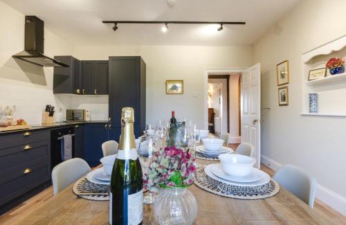 Hopton Wafers House | Hopton Court Apartment