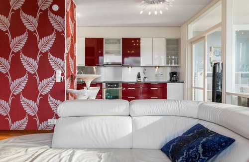Jyvaskyla House | Horisontti penthouse by Interhome