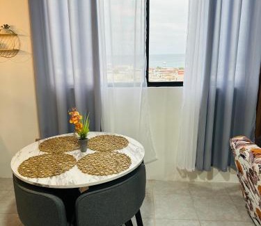 Puerto Baquerizo Moreno Apartment | Horizon House Piso 3 - Vista a la bahía