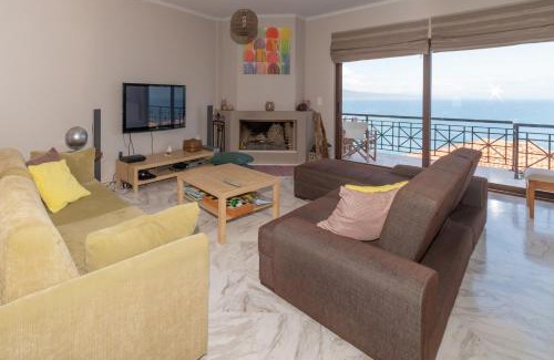 Koroni Apartment | Horizon House