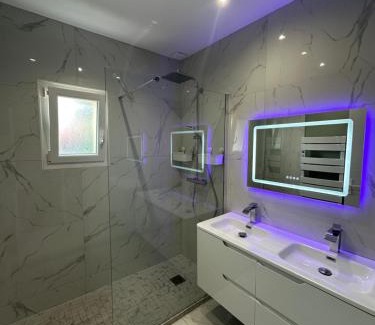 Sainte-Eulalie-en-Born House | Horizon Ocean
