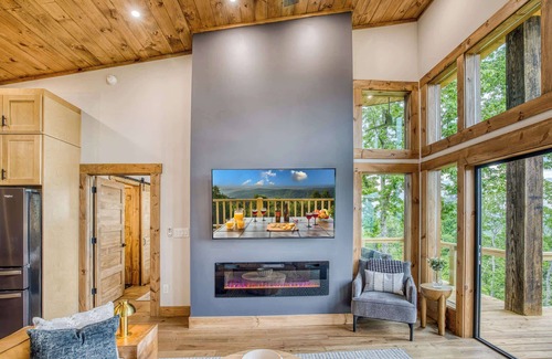 Blue Ridge Cabin | Horizon Ridge-Amazing view, new, hot tub, fire pit