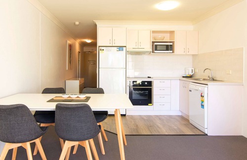 Jindabyne Hotel | Horizons Lake Jindabyne