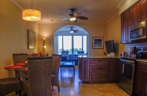 Siesta Key Condo | Horizons West Unit #112 - A "Getaway with a Gulf View"
