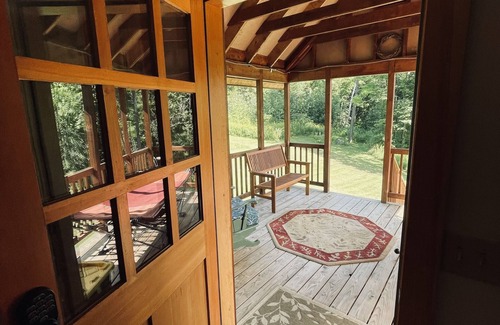 Roxbury House | Horse Boarding, Riding nearby, Sugarbush 25 min away, fast internet.