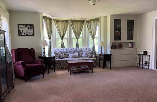 Owego House | Horse Ranch Farmhouse sleeps 6