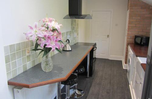 Amroth House | Horsemanstone