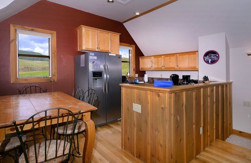 Crested Butte House | Horseshoe House, Close to shuttle, Pitchfork.