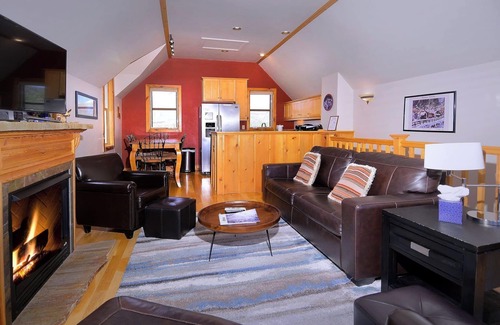 Crested Butte House | Horseshoe House, Close to shuttle, Pitchfork.