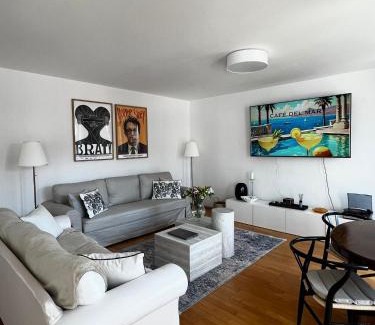 West Pomeranian Voivodeship Apartment | Horyzont Apartamenty- Apartament Ratuszowy- stylowy apartament w samym sercu starówki