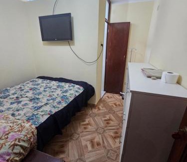 Cajamarca House | HOSPEDAJE ALVARADO - Matrimonial - 103 - Bueno Bonito y Barato