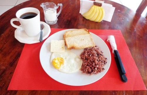 Calle la Calzada House | Hospedaje y Cafe Ruiz