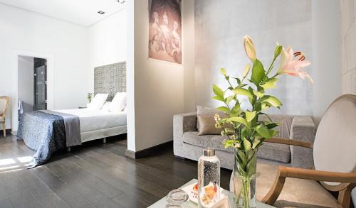 San Miguel-Capuchinos Hotel | Hospes Palacio del Bailio, a Member of Design Hotels