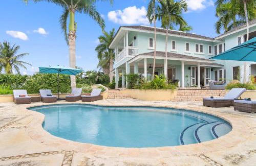 Montego Bay Villa | Hospitality Expert Greens 4BR Pool Beach