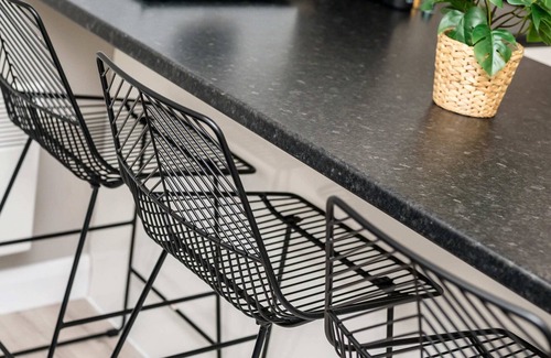 Everton Apartment | Host Apartments | Fox St Apt II