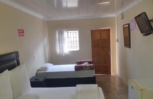 Rustenburg House | Host Hub Day & Night Accommodation