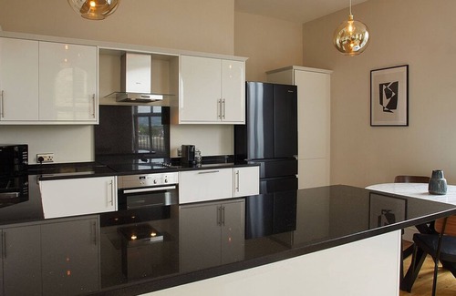 Saltburn-by-the-Sea Apartment | Host Stay Artsbank Apartment